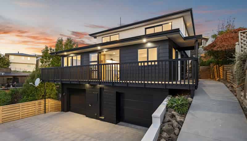 167 Soleares Avenue, Mount Pleasant