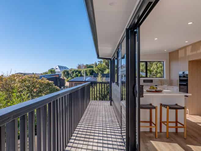 167 Soleares Avenue, Mount Pleasant