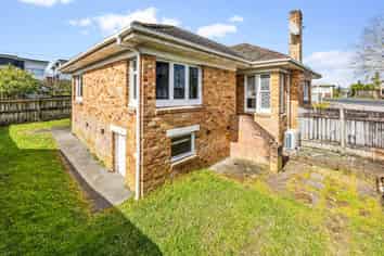 4039 Great North Road, Glen Eden