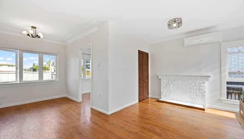 4039 Great North Road, Glen Eden