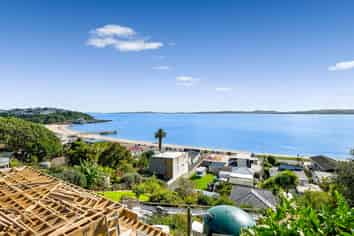 32 Carlton Crescent, Maraetai