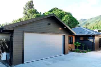 174 Winara Av, Waikanae