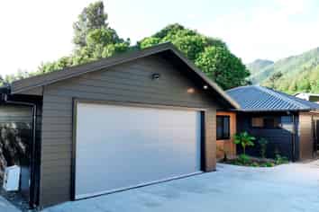 174 Winara Av, Waikanae