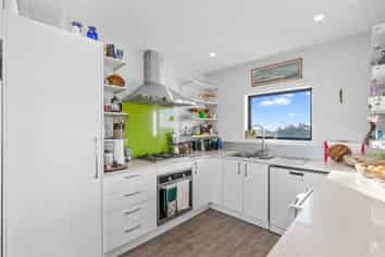 33 Achilles Avenue, Waitarere Beach