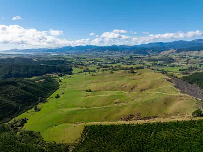 229 Teapot Valley Road, Brightwater