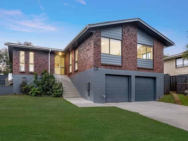 8 Worley Place, Saint Johns