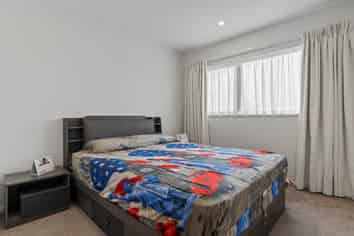 2/55 Great South Road, Papakura