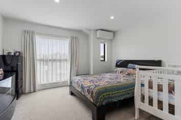 2/55 Great South Road, Papakura