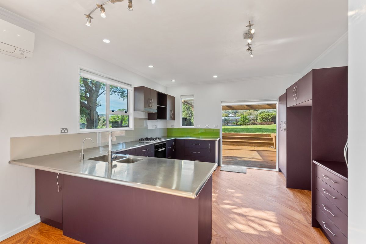 Act fast - Great Value in Raumati Beach! - Mehr