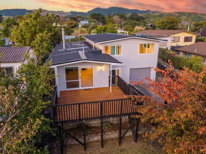 13 Nola Ave, Raumati Beach