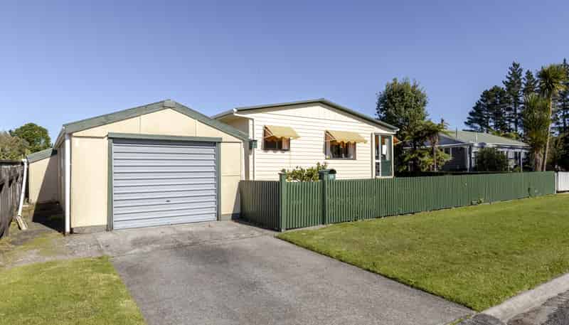 25 Humphries Street, Inglewood