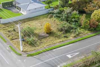 8 Roslyn Road, Levin