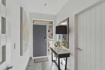 29 Pohutukawa Crescent, Parklands