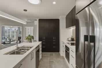 29 Pohutukawa Crescent, Parklands