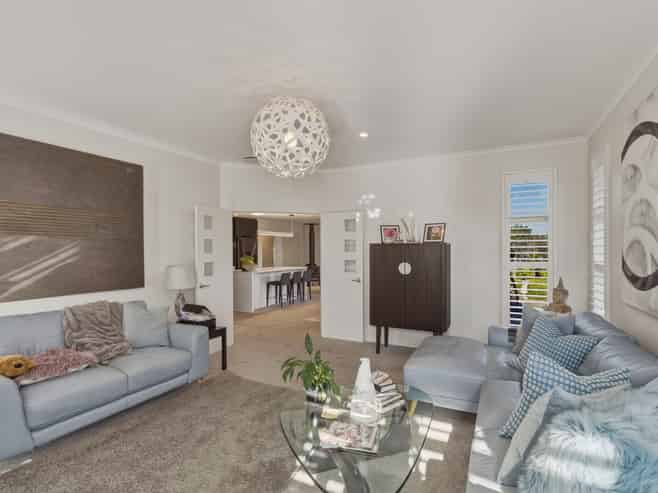 29 Pohutukawa Crescent, Parklands