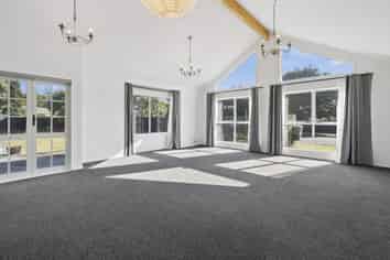 5 Adrian Grove , Waikanae Beach