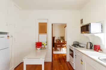 8 Hunia Street, Marton