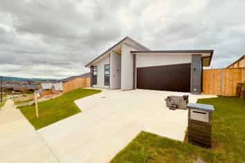 10 Viv Green Place, Pokeno