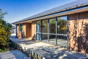 13 Morris Road, Amberley