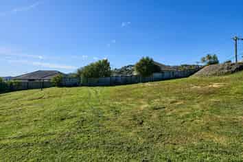 40 and 42 Fraser Avenue, Johnsonville