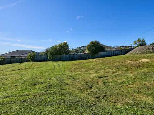40 and 42 Fraser Avenue, Johnsonville