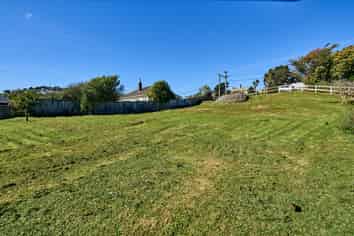40 and 42 Fraser Avenue, Johnsonville