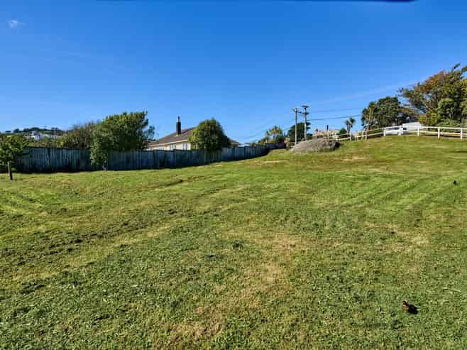 40 and 42 Fraser Avenue, Johnsonville