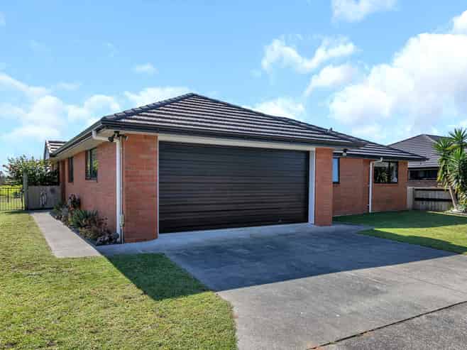 33 Ocean View Rise, Ruakaka