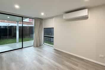 7C Range View Road, Mount Albert