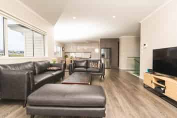 7 Discovery Drive, Gulf Harbour