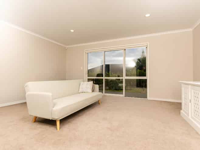 7 Discovery Drive, Gulf Harbour