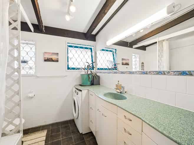 2/9 Poinsettia Place, Henderson
