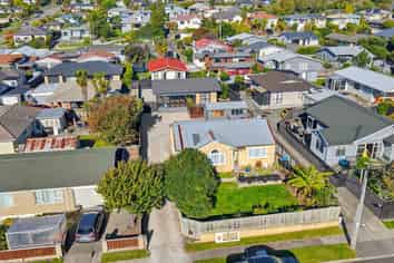 2/3 Ngaio Street, Stoke