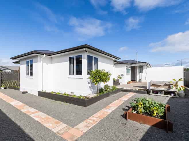 73 Brookvale Road, Havelock North
