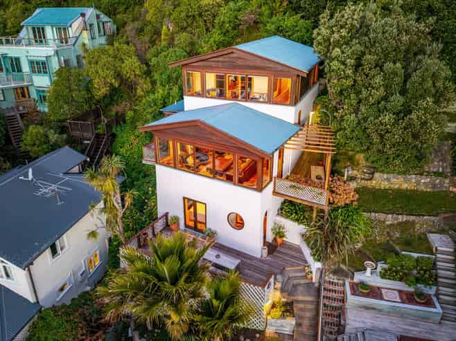 355 Muritai Road, Eastbourne