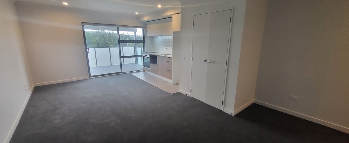 303/28 Shortfin Place, Flat Bush, Auckland - Ansicht 2