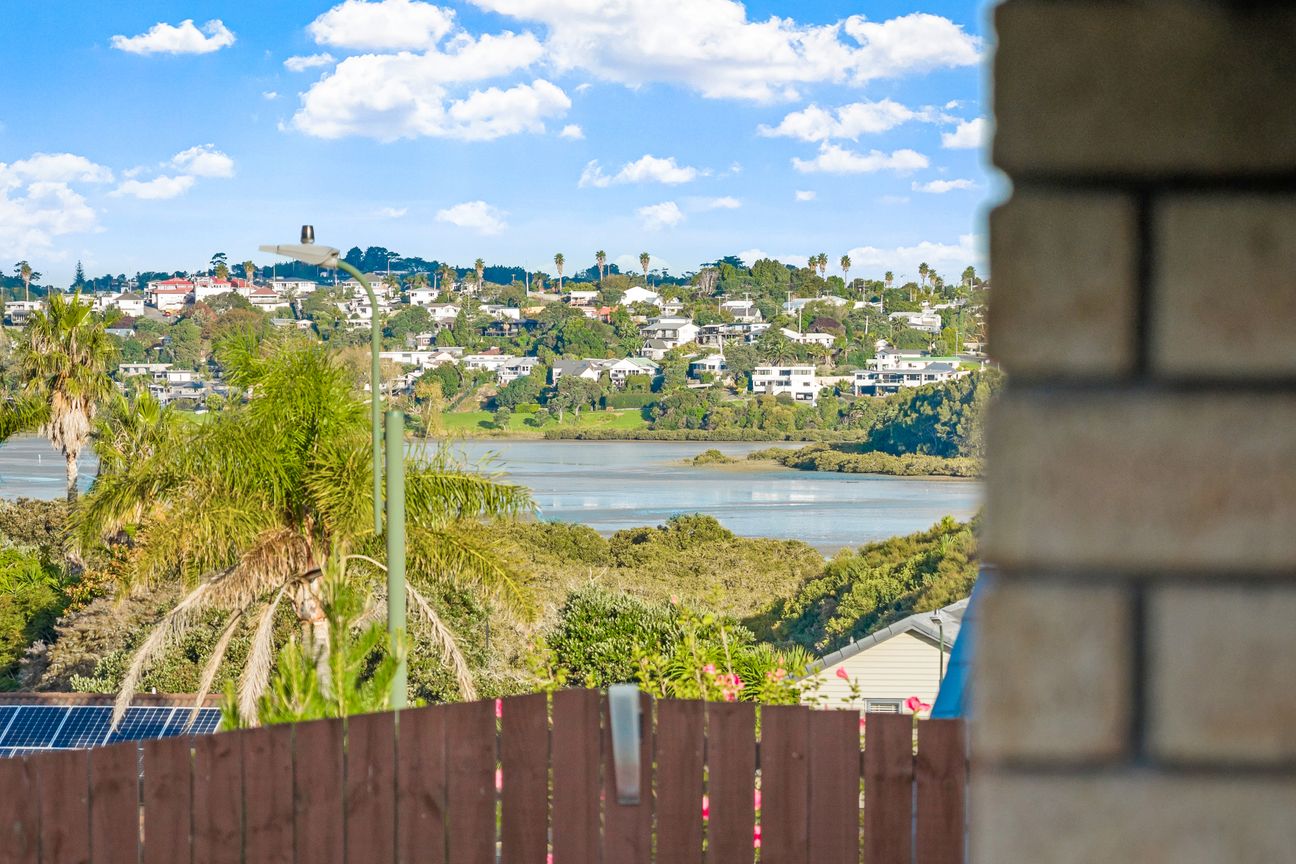 Hot Value in Orewa. Well Below CV! - Ansicht 2