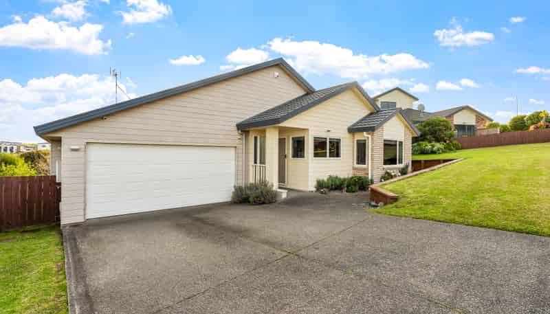 90 Tauranga Place, Orewa