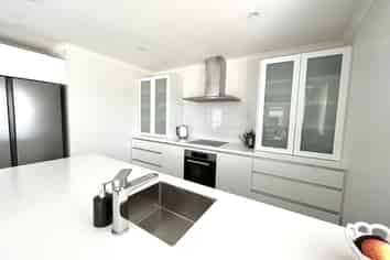 3 Hartley Place, Richmond