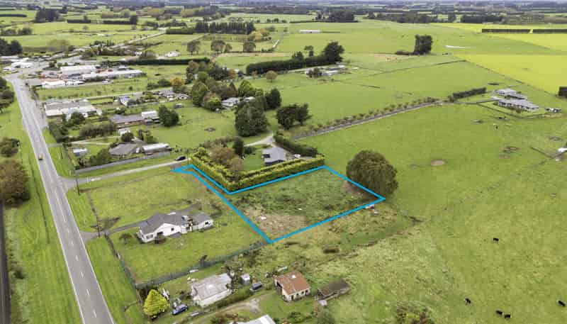 4 Robertson Street, Woodlands