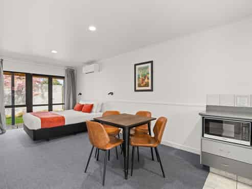 Motel Lease - Established Business and Lifestyle