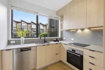 18 Amber Court, Stonefields