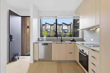 18 Amber Court, Stonefields