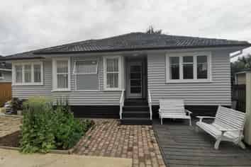 15C Rimu Road, Mangere Bridge