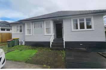 15C Rimu Road, Mangere Bridge