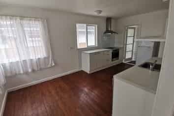 15C Rimu Road, Mangere Bridge