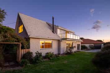 36 Seafield Terrace, Glenduan