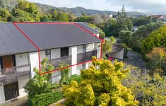 141J Churton Drive, Churton Park