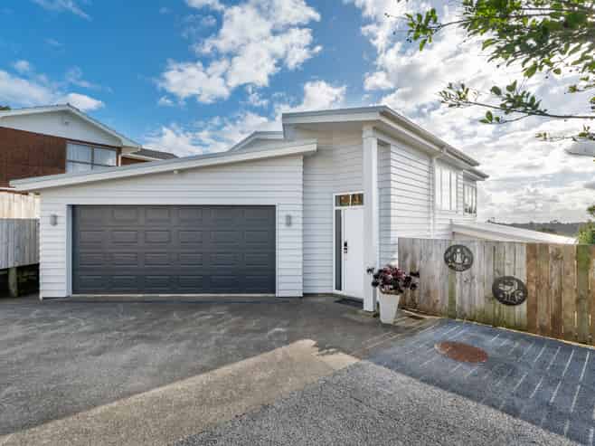 145 Manuka Road, Bayview