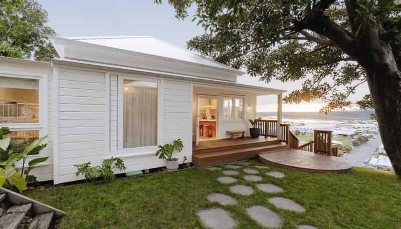 5 Denholm Road, Napier Hill